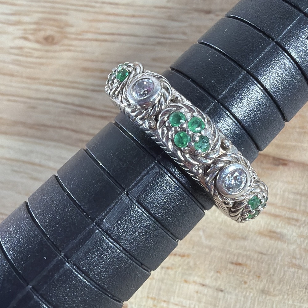 PRETTY VINTAGE JUDITH RIPKA STERLING SILVER RING W/ STUNNING GREEN STONES SIZE 7